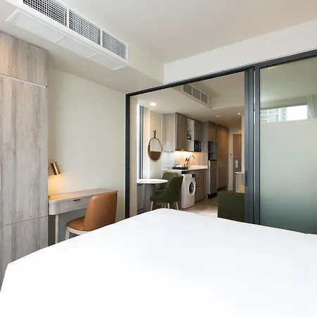 Staybridge Suites Bangkok Sukhumvit By Ihg Exterior photo