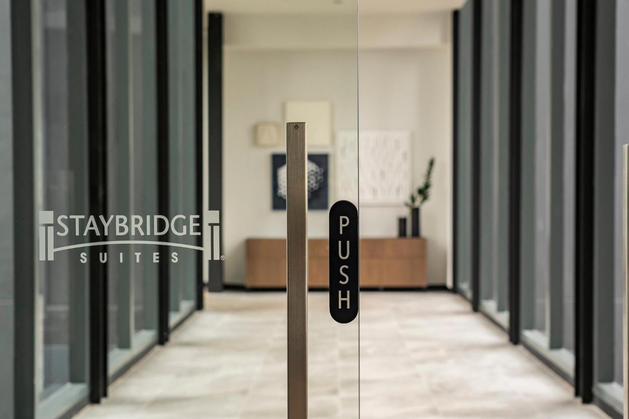 Hotel Staybridge Sukhumvit By Ihg 4*