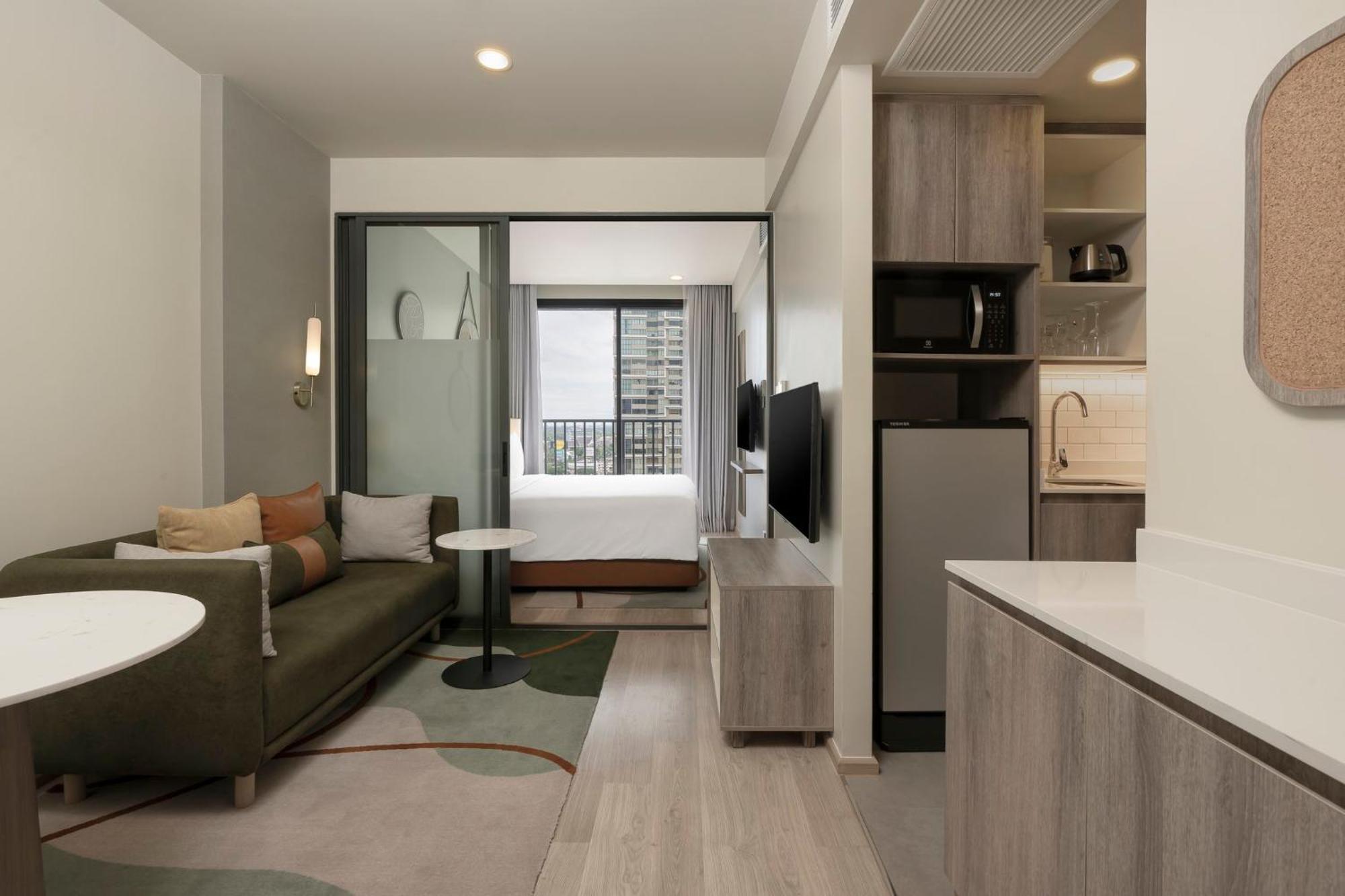 Staybridge Sukhumvit By Ihg בנגקוק