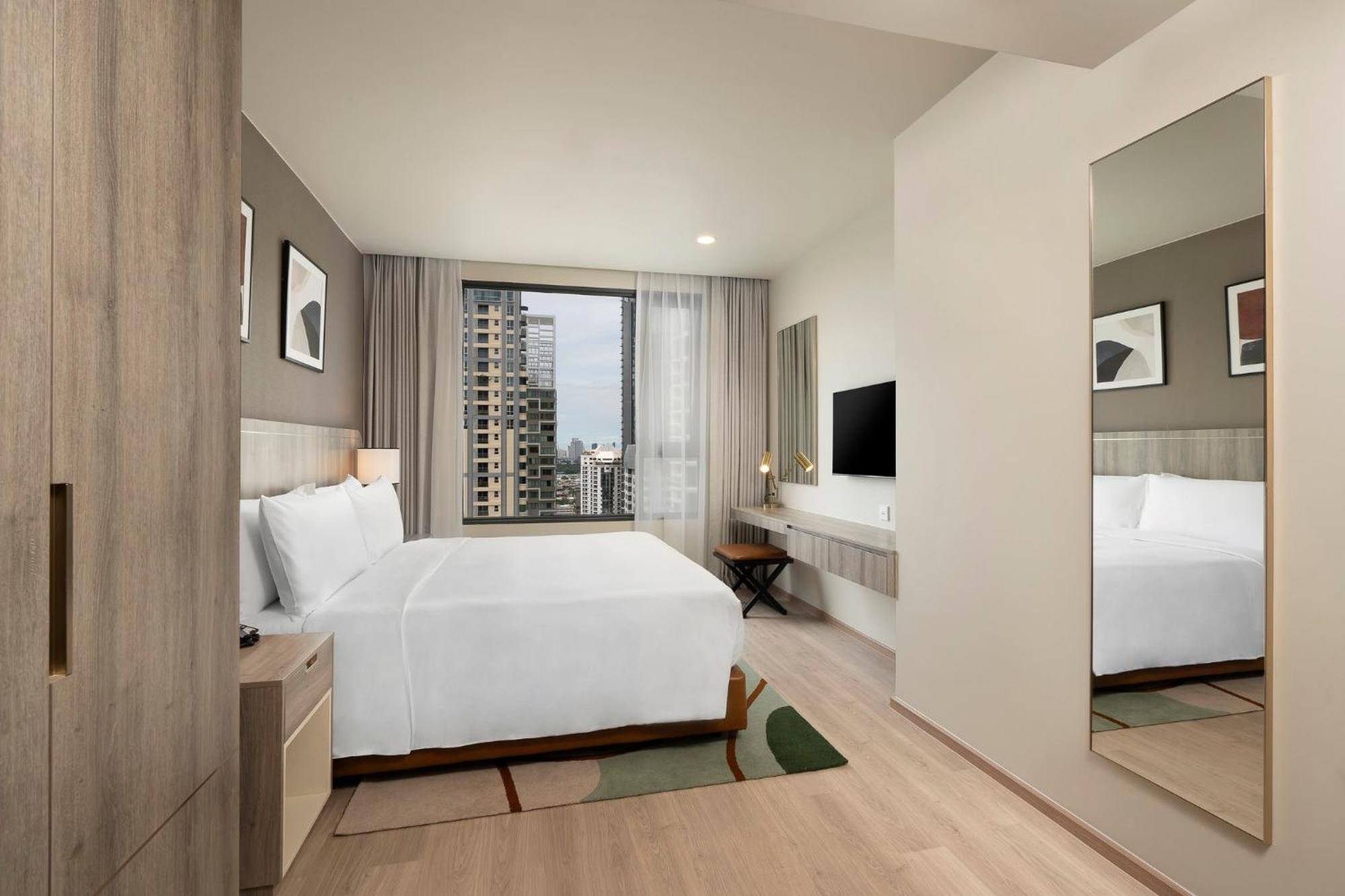 Staybridge Sukhumvit By Ihg מלון 4*