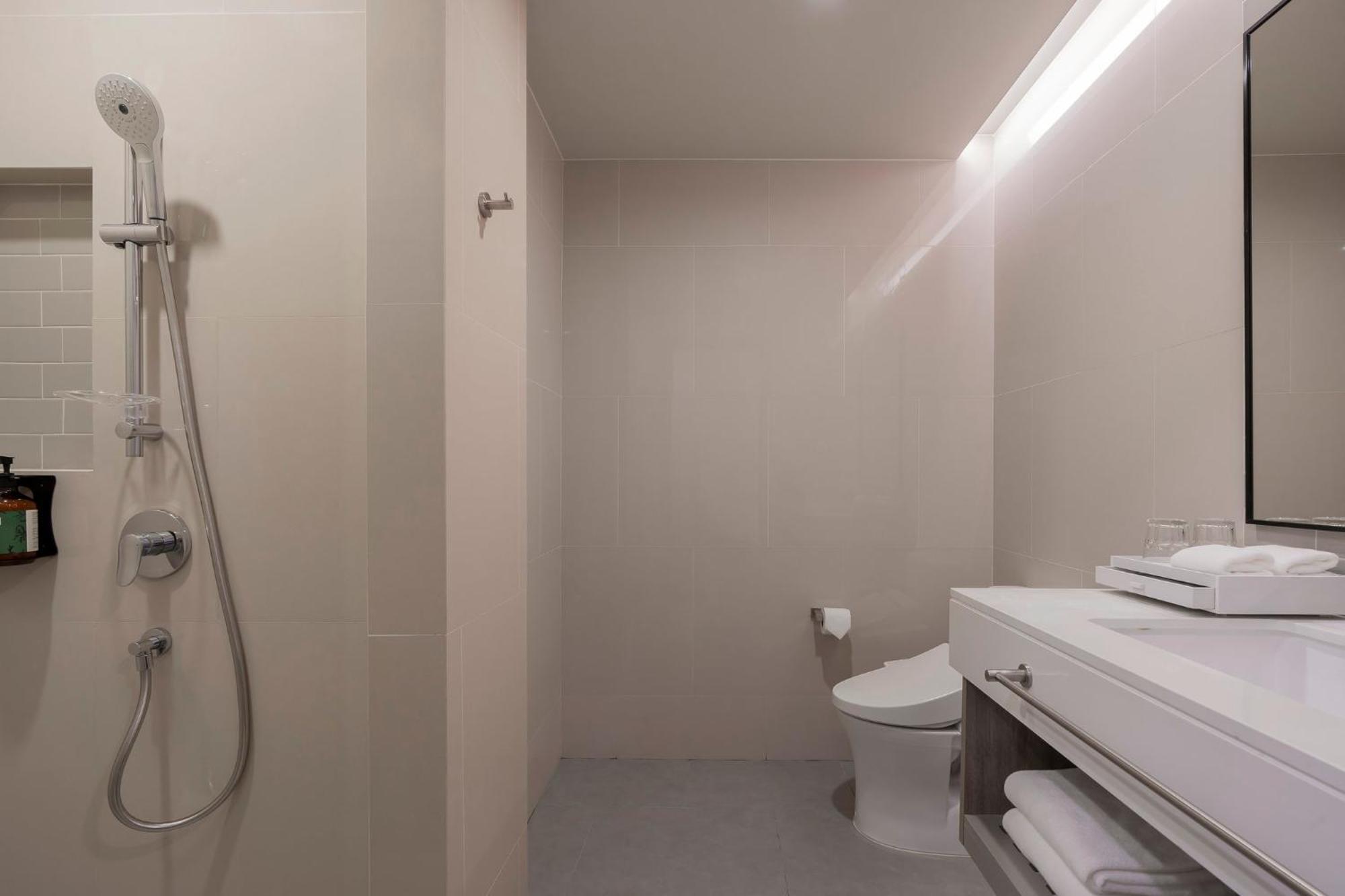 Staybridge Sukhumvit By Ihg 4* בנגקוק