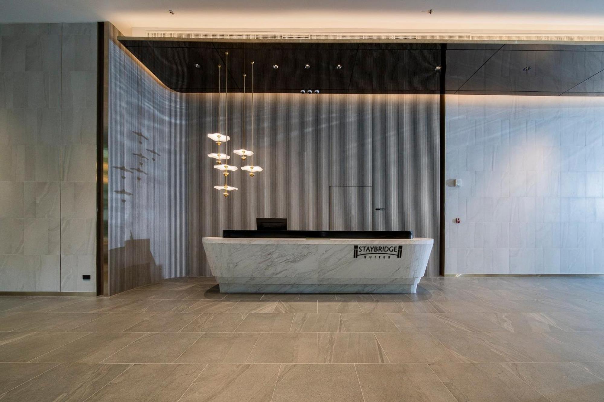 מלון Staybridge Sukhumvit By Ihg 4*